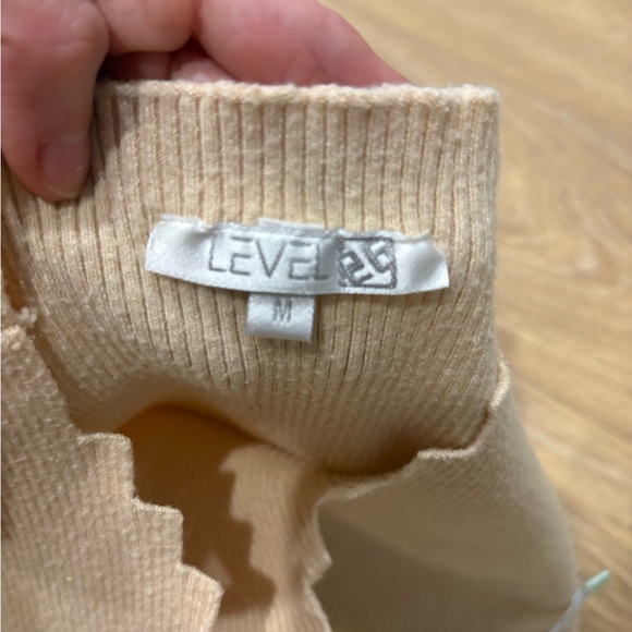 Level 99 Cream Ribbed Tank Top - Picture 3 of 3